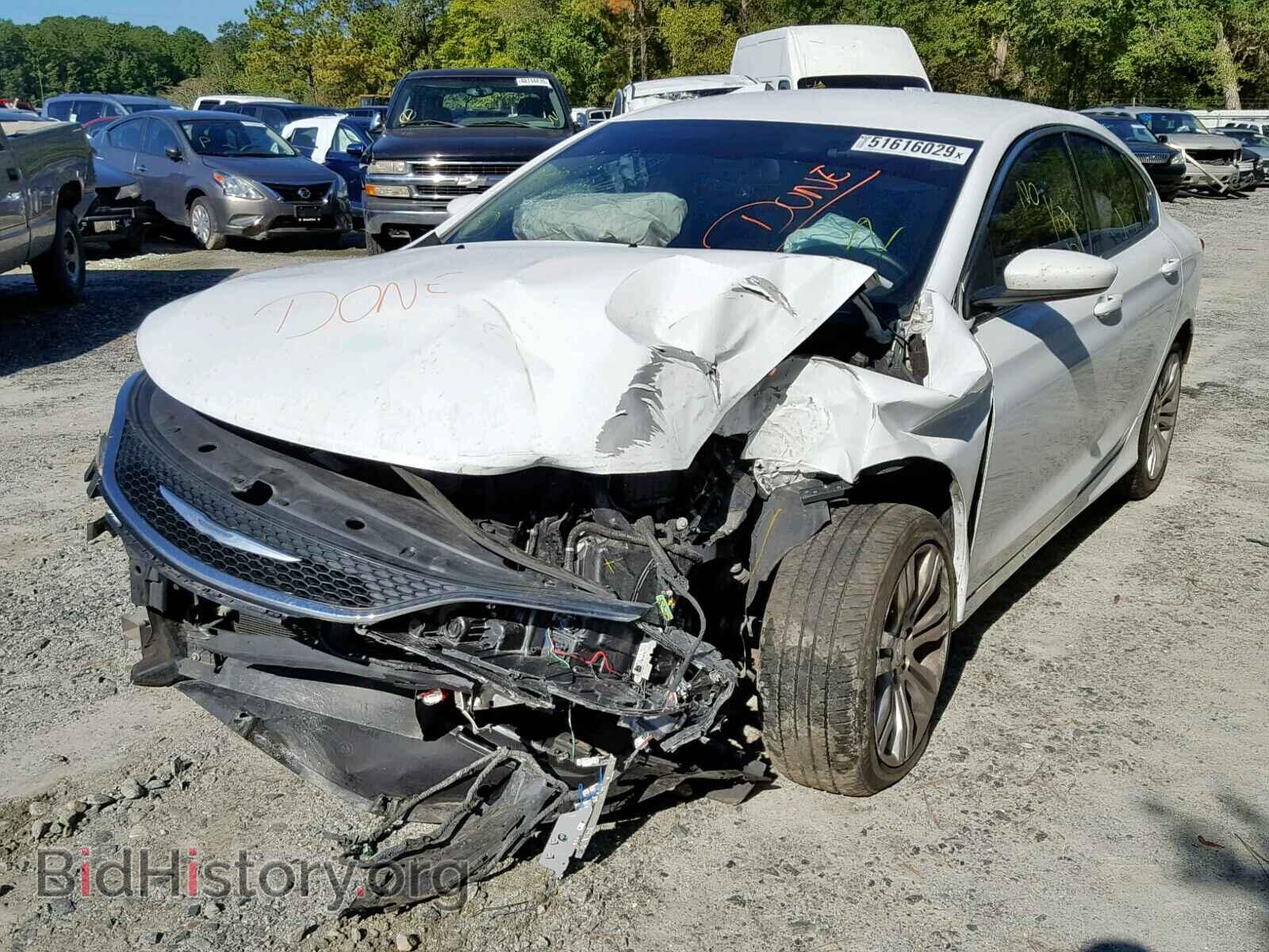 2015 CHRYSLER 200 - VIN: 1C3CCCAB1FN557280 - Фото 2