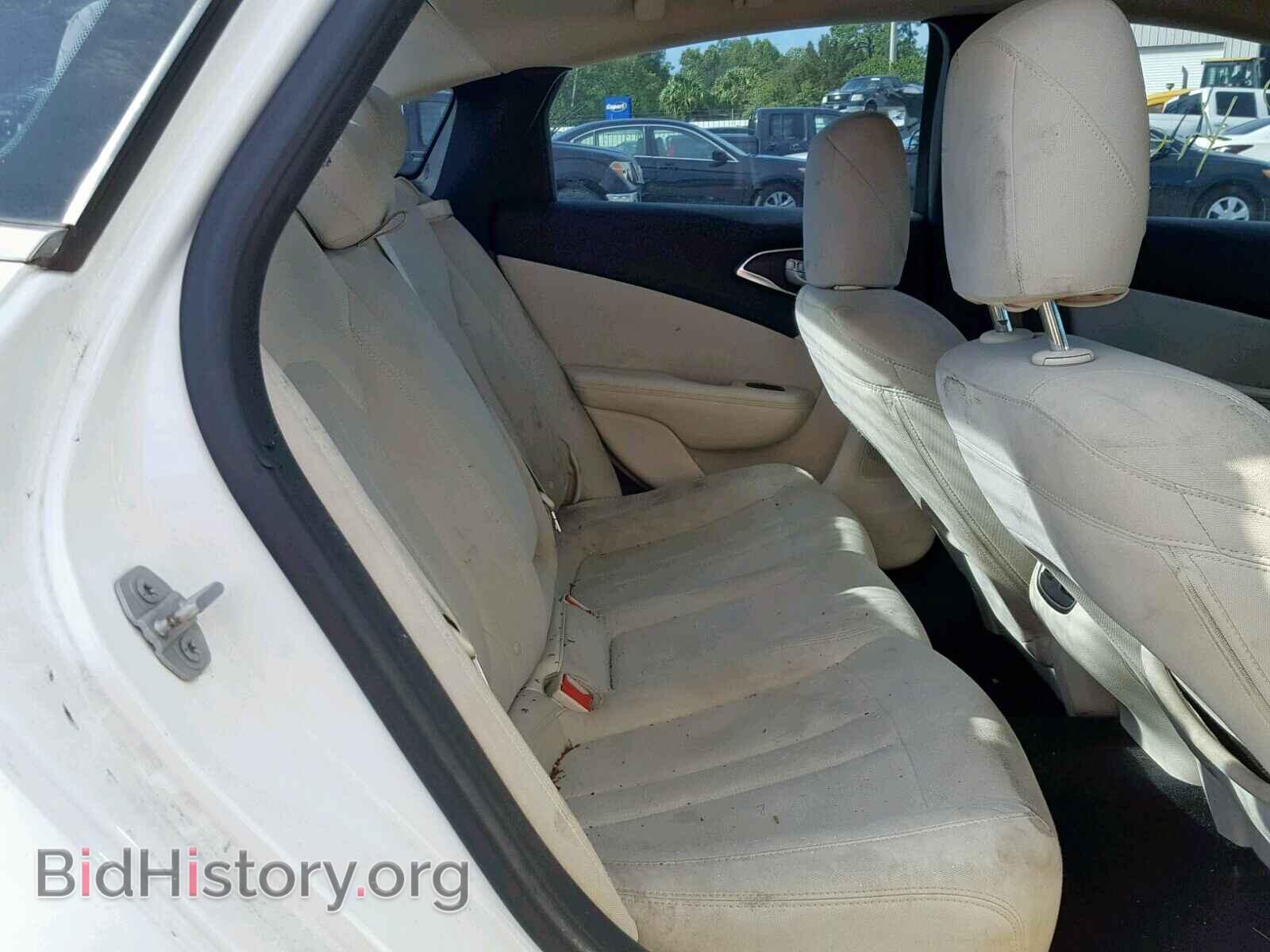 2015 CHRYSLER 200 - VIN: 1C3CCCAB1FN557280 - Фото 6