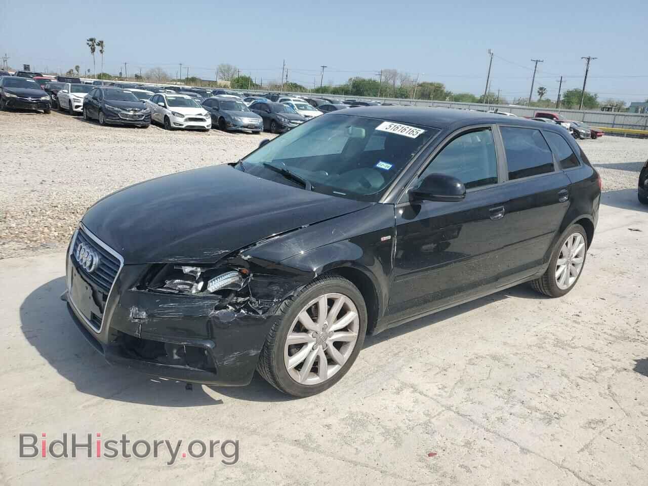 Фотография WAUBEAFM7AA083543 - AUDI A3 2010