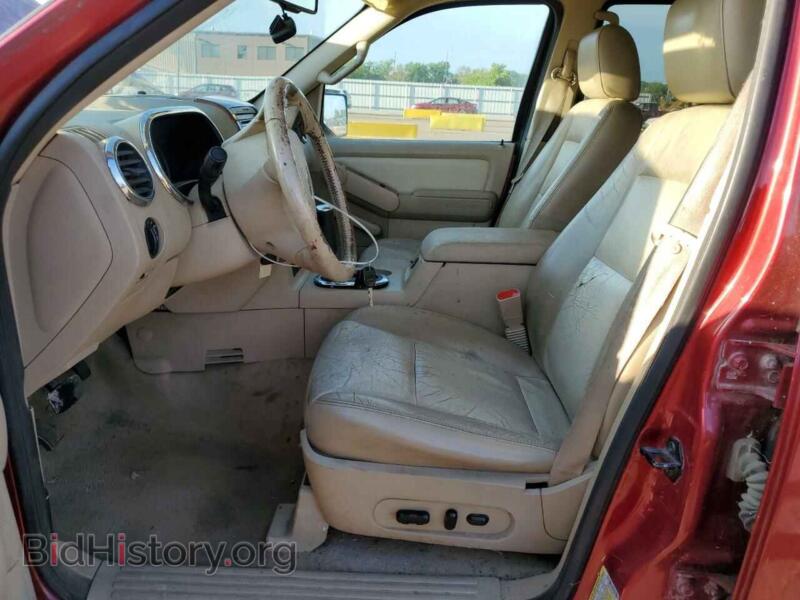 2006 Ford EXPLORER (VIN 1FMEU74E86UB47057) — photo 7 of 13