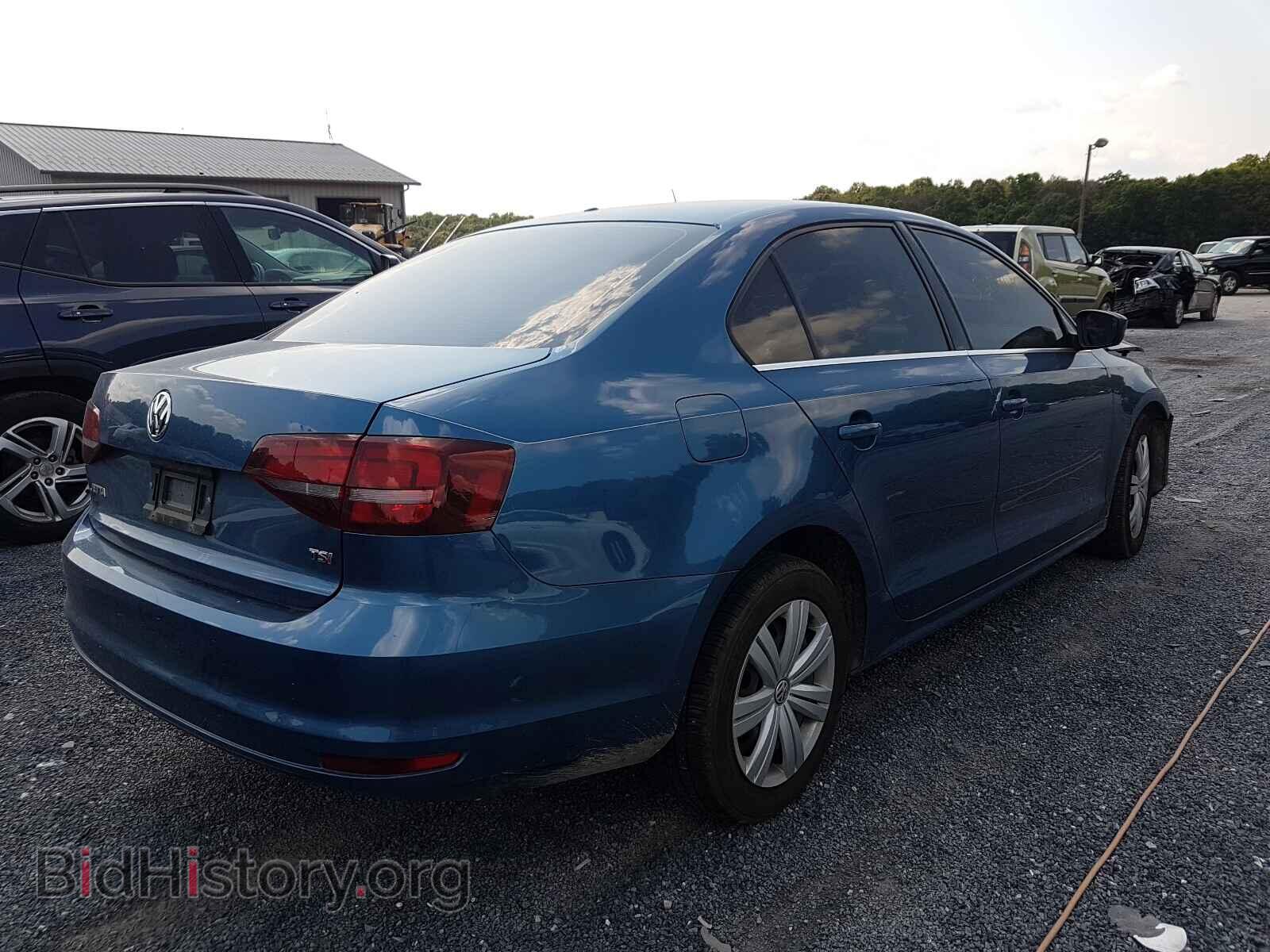 2017 VOLKSWAGEN JETTA - VIN: 3VW2B7AJXHM308043 - Photo 4