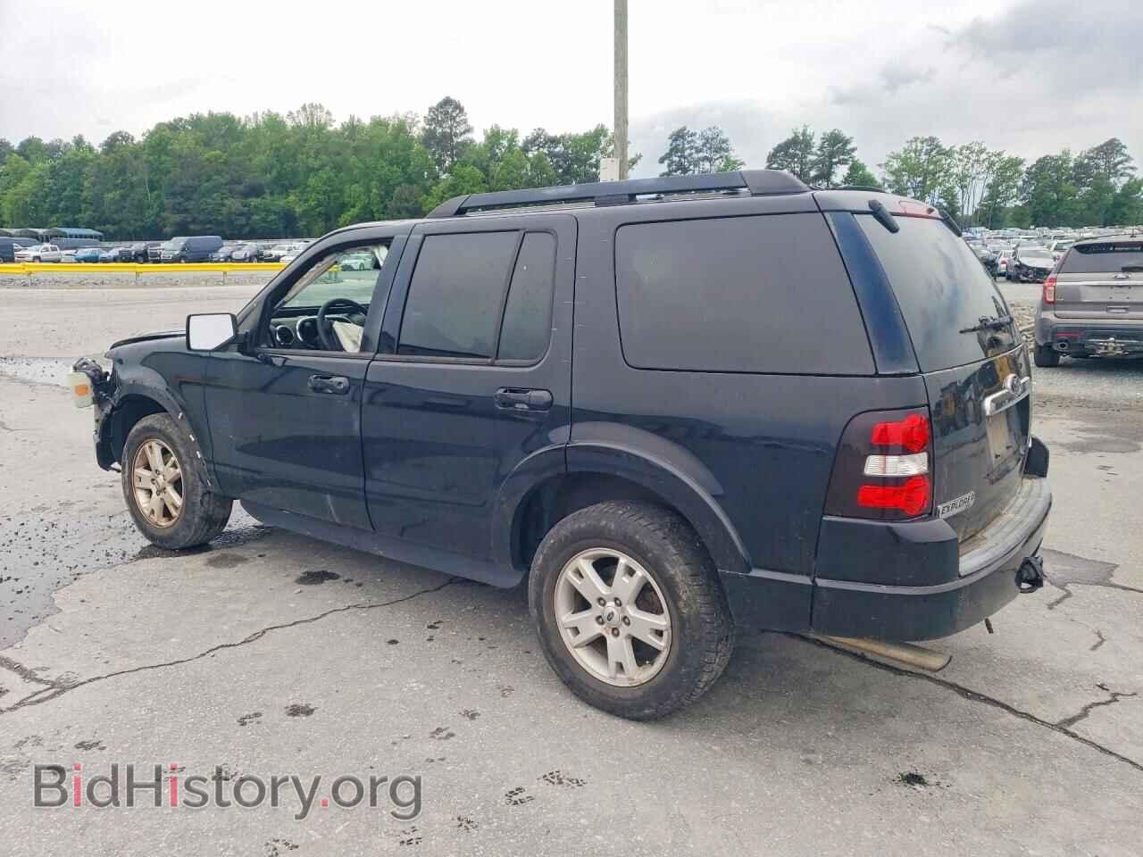 2010 FORD EXPLORER - VIN: 1FMEU7DE2AUA64846 - Фото 2