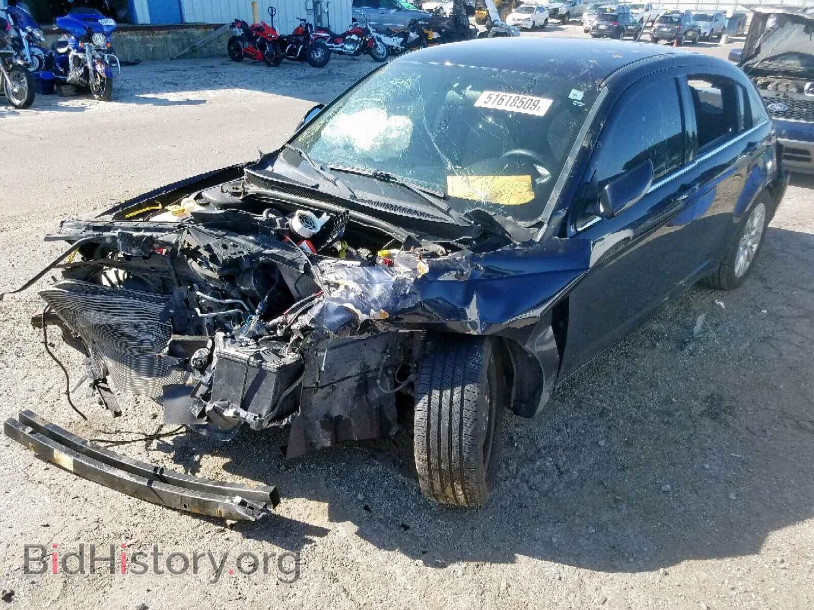 2012 CHRYSLER 200 - VIN: 1C3CCBAB3CN292223 - Фото 2