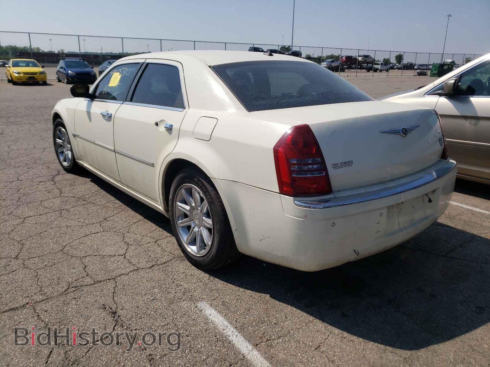 2006 CHRYSLER 300 - VIN: 2C3LA63H46H497111 - Фото 3