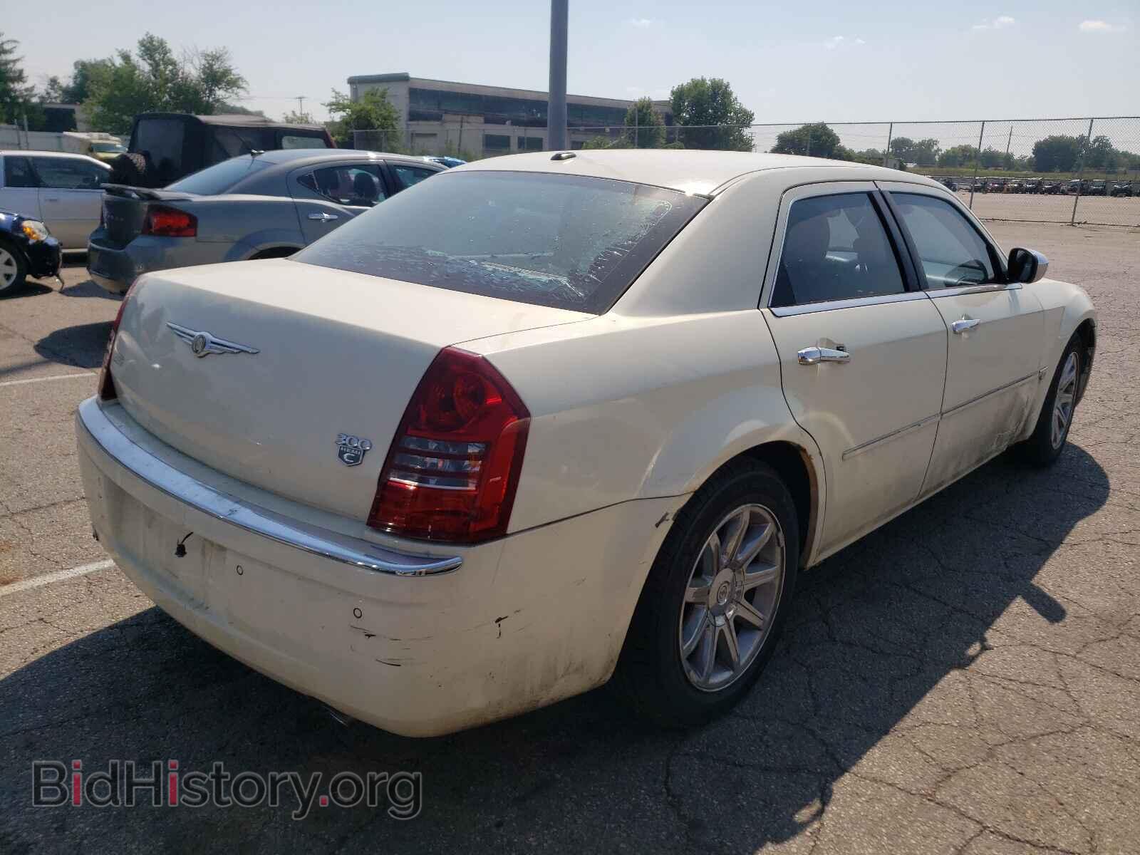 2006 CHRYSLER 300 - VIN: 2C3LA63H46H497111 - Фото 4