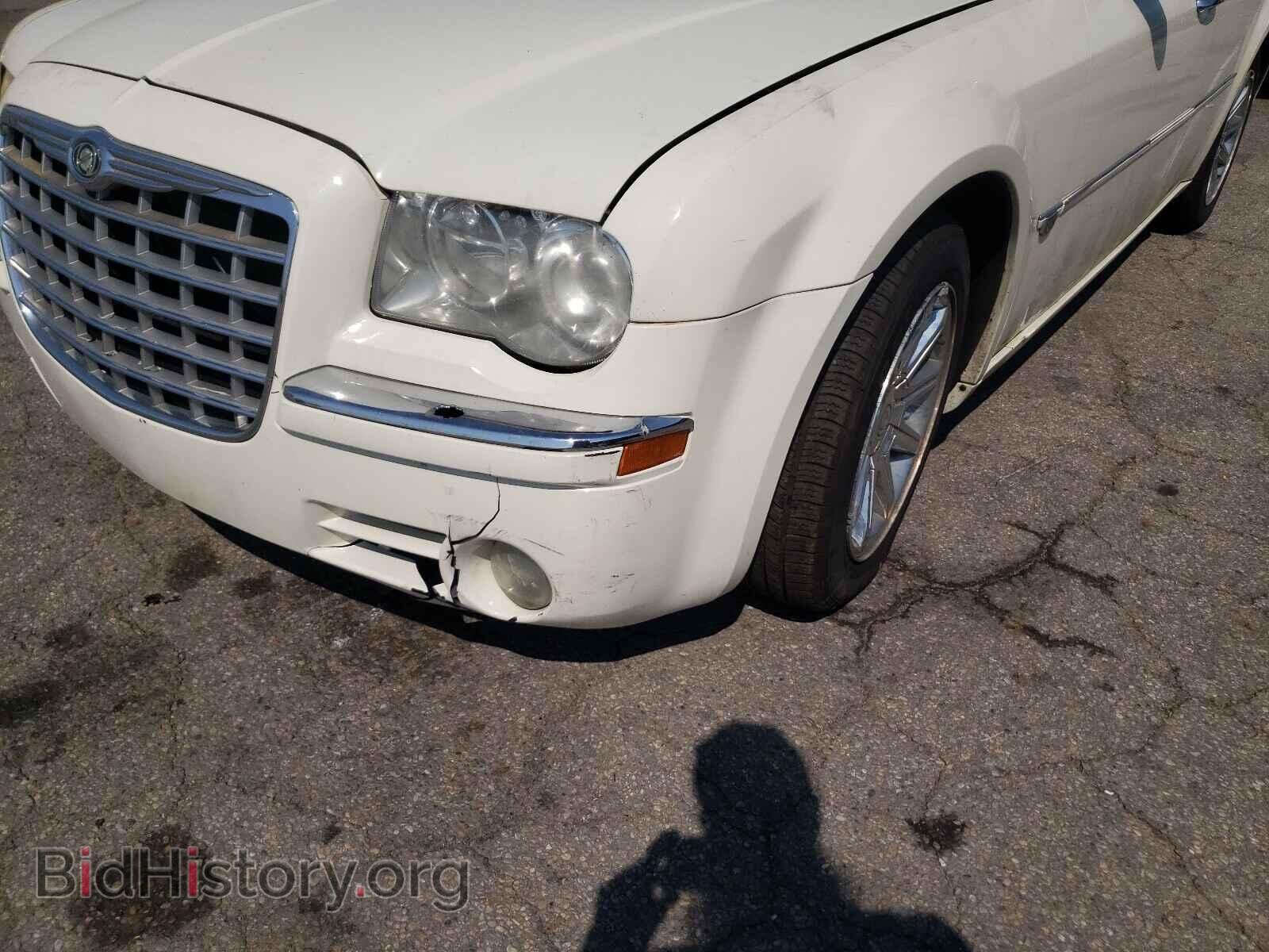 2006 CHRYSLER 300 - VIN: 2C3LA63H46H497111 - Фото 9
