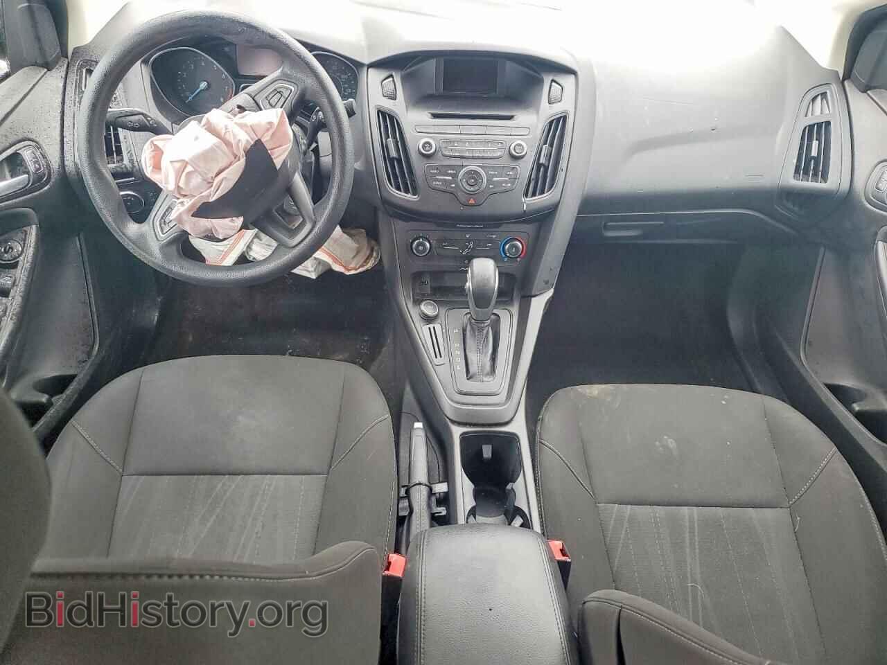 2017 FORD FOCUS - VIN: 1FADP3F23HL328164 - Photo 8