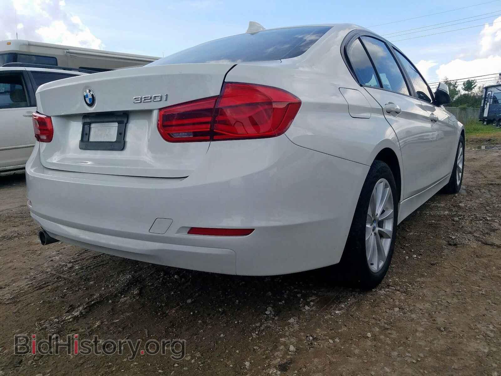 2016 BMW 3 SERIES - VIN: WBA8E1G57GNT37027 - Фото 4