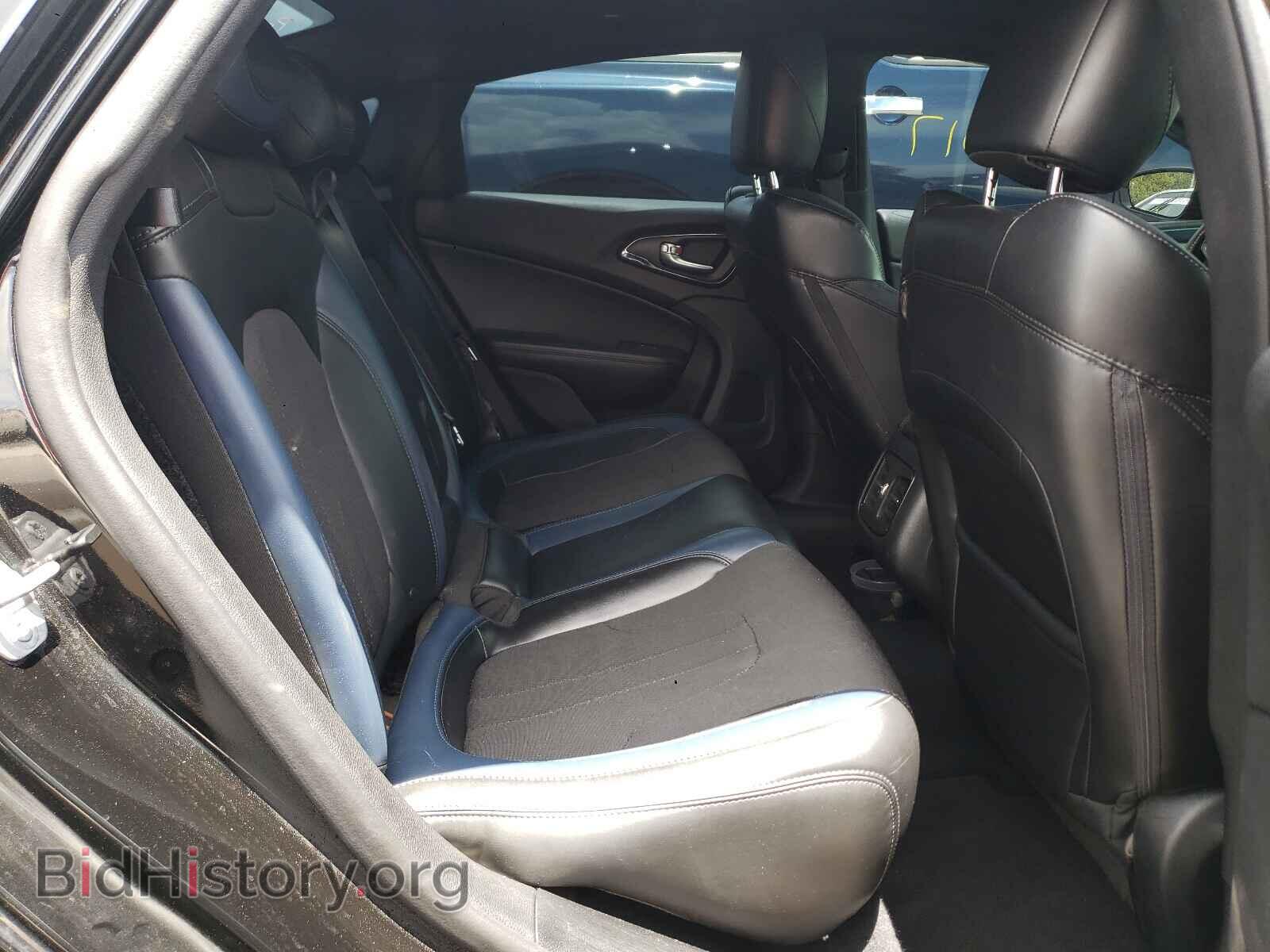 2015 CHRYSLER 200 - VIN: 1C3CCCBB1FN534032 - Фото 6