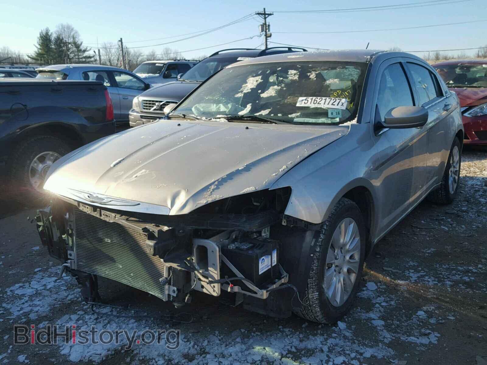2013 CHRYSLER 200 - VIN: 1C3CCBAB2DN735916 - Фото 2