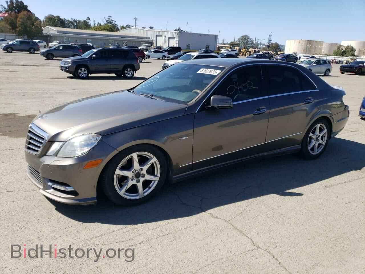 Фотография WDDHF2EB6CA643156 - MERCEDES-BENZ E-CLASS 2012