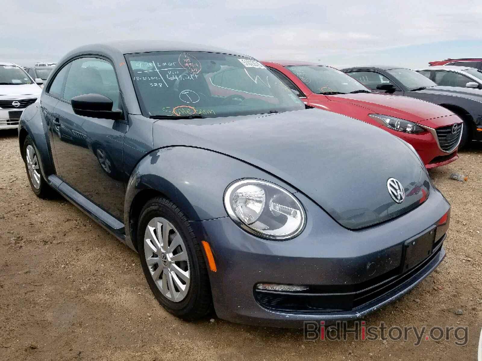 Photo 3VWFP7ATXDM645214 - VOLKSWAGEN BEETLE 2013