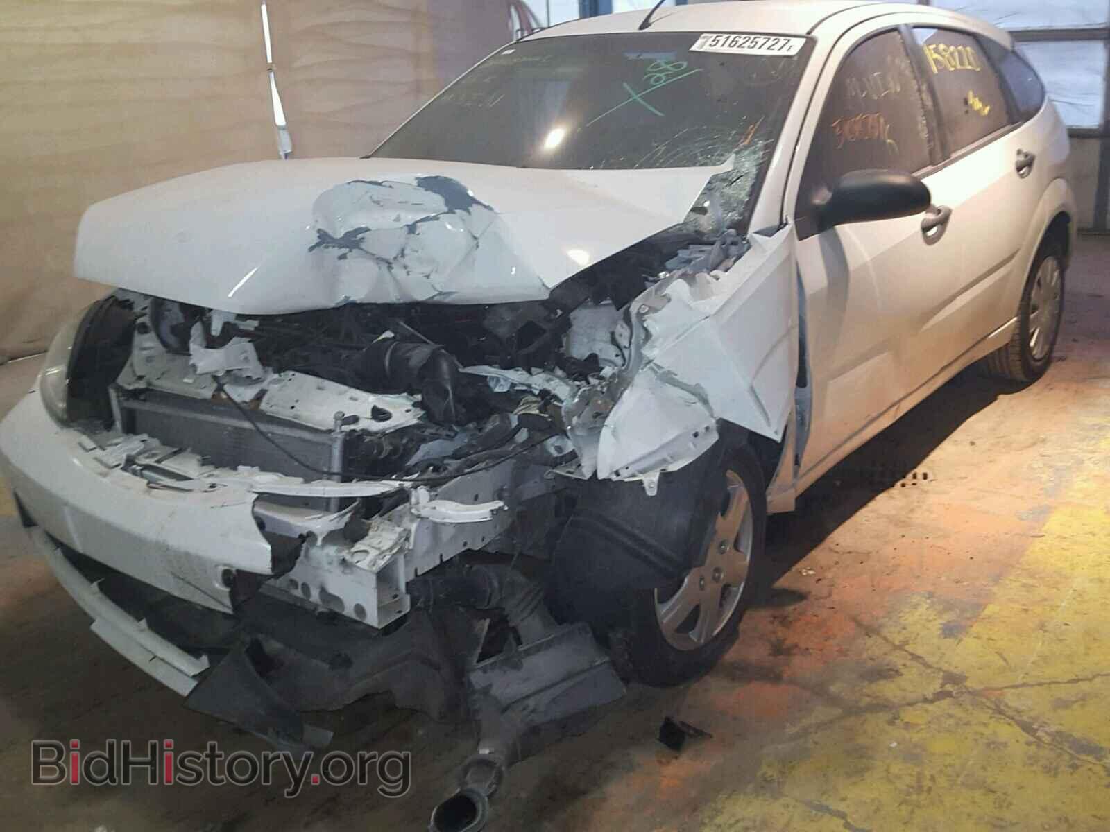 2007 FORD FOCUS - VIN: 1FAHP37N37W158220 - Фото 2