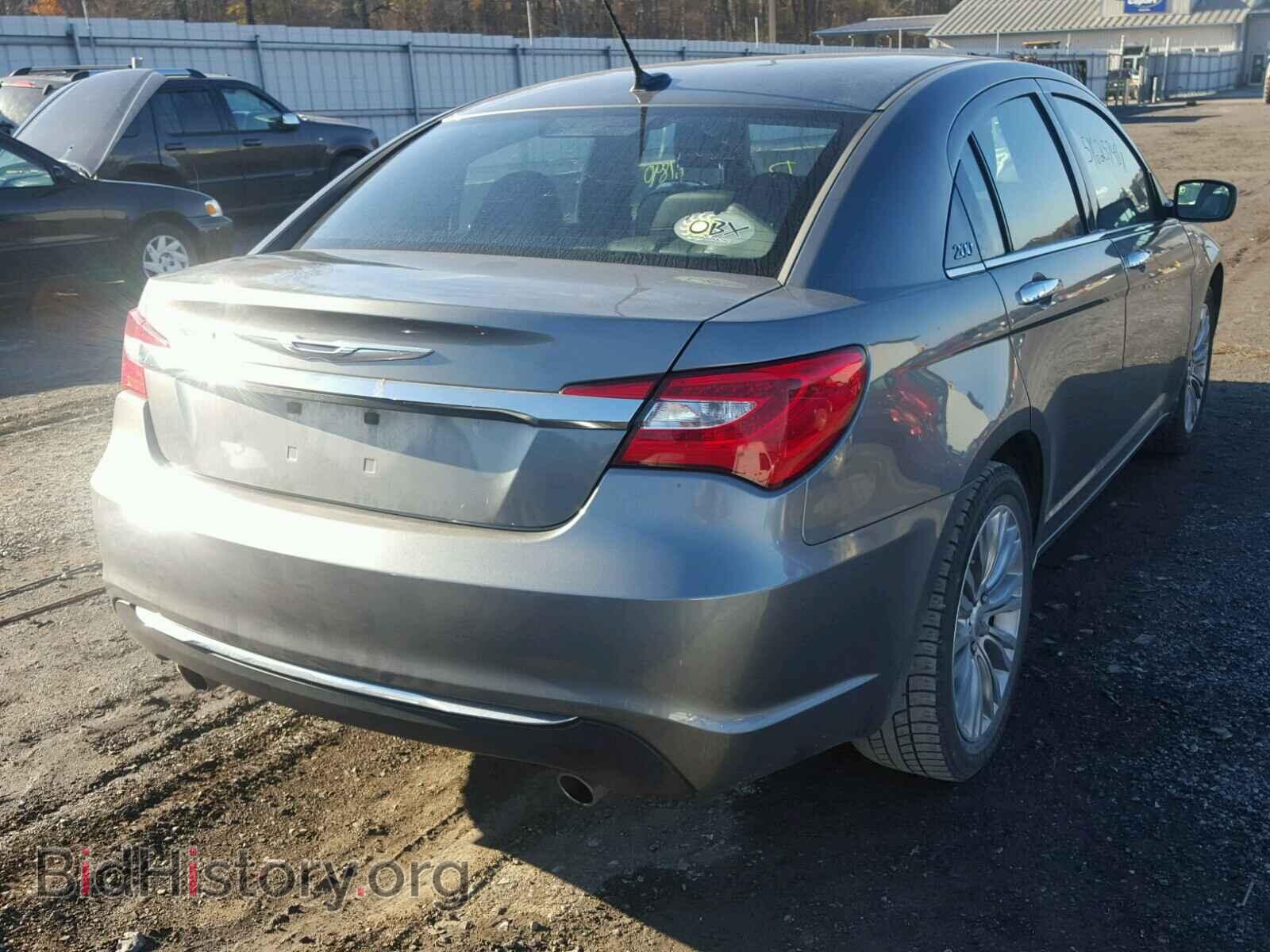 2013 CHRYSLER 200 - VIN: 1C3CCBCG1DN612018 - Фото 4