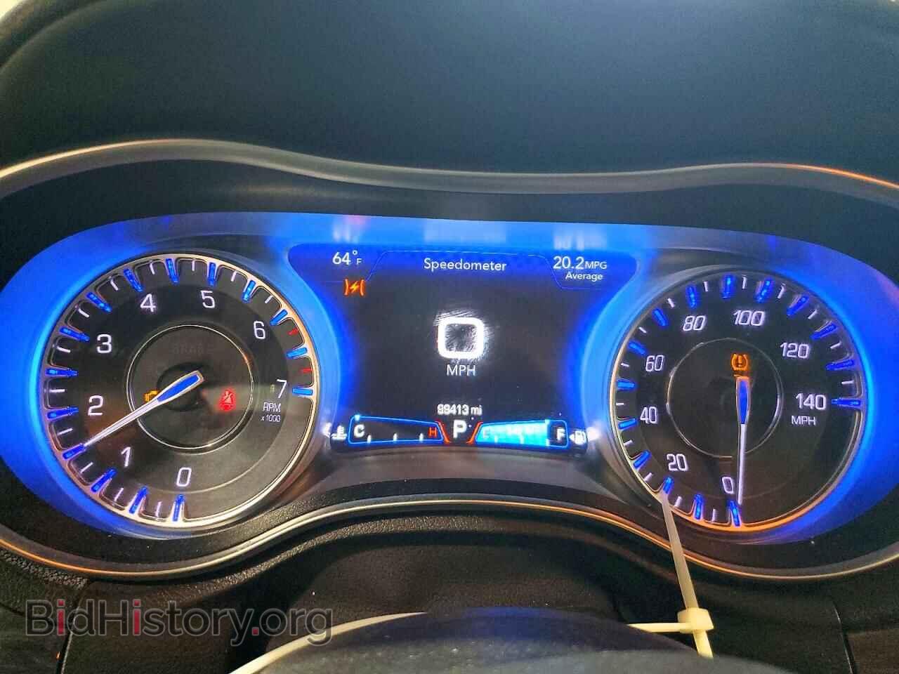 2018 CHRYSLER 300 - VIN: 2C3CCAAG9JH341100 - Фото 9