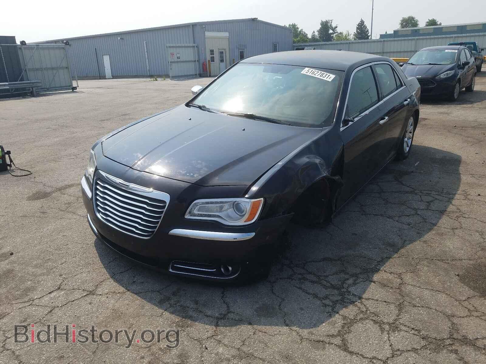 2012 CHRYSLER 300 - VIN: 2C3CCACG9CH212404 - Фото 2
