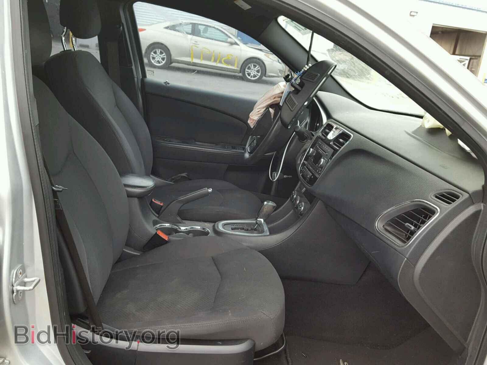 2012 CHRYSLER 200 - VIN: 1C3CCBAG2CN186311 - Photo 5