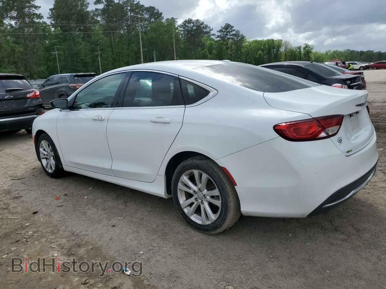 2016 CHRYSLER 200 - VIN: 1C3CCCAB4GN131715 - Фото 2