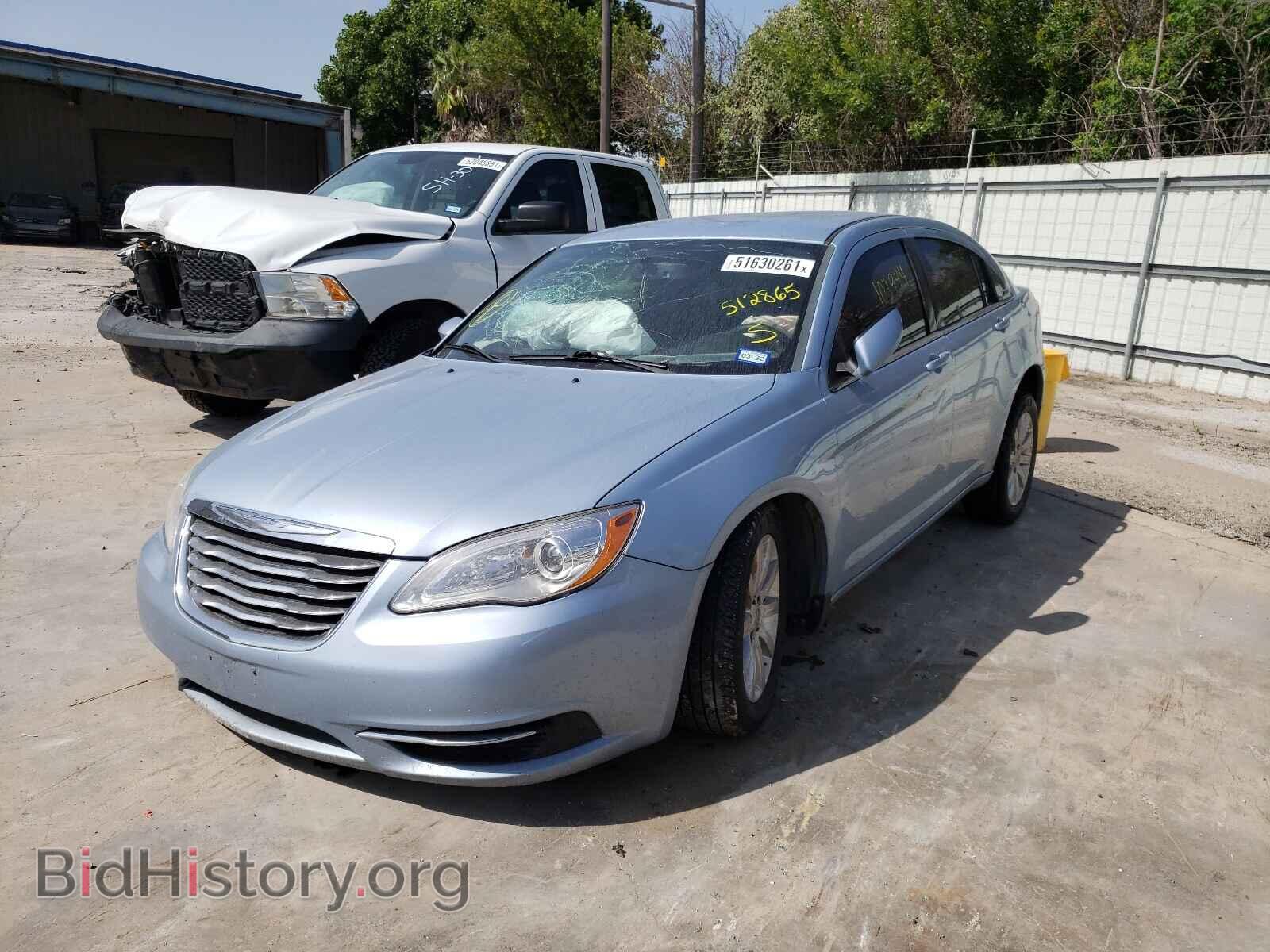 2013 CHRYSLER 200 - VIN: 1C3CCBBB5DN512865 - Фото 2