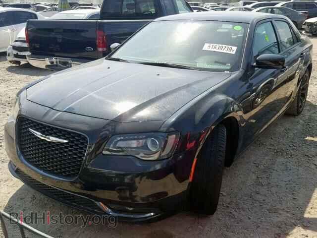 2019 CHRYSLER 300 - VIN: 2C3CCABG2KH516111 - Фото 2