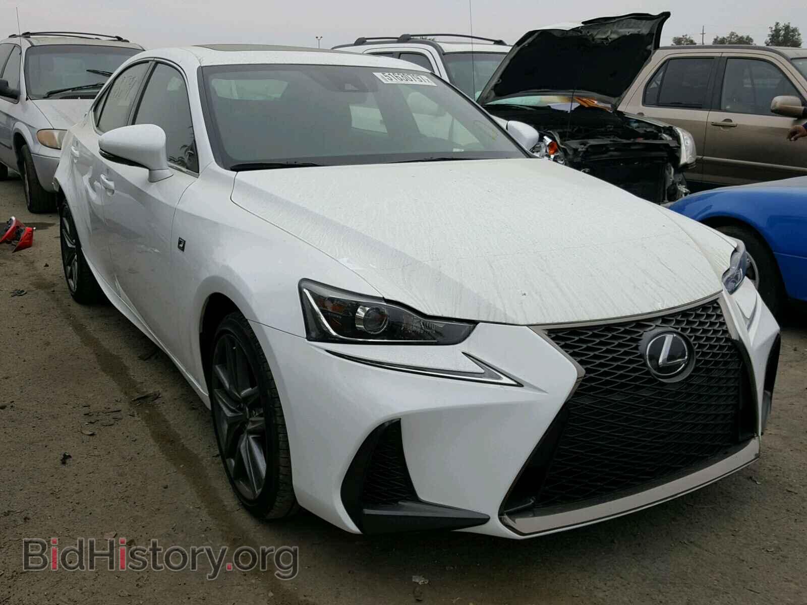 Photo JTHBE1D28H5029545 - LEXUS IS350 2017