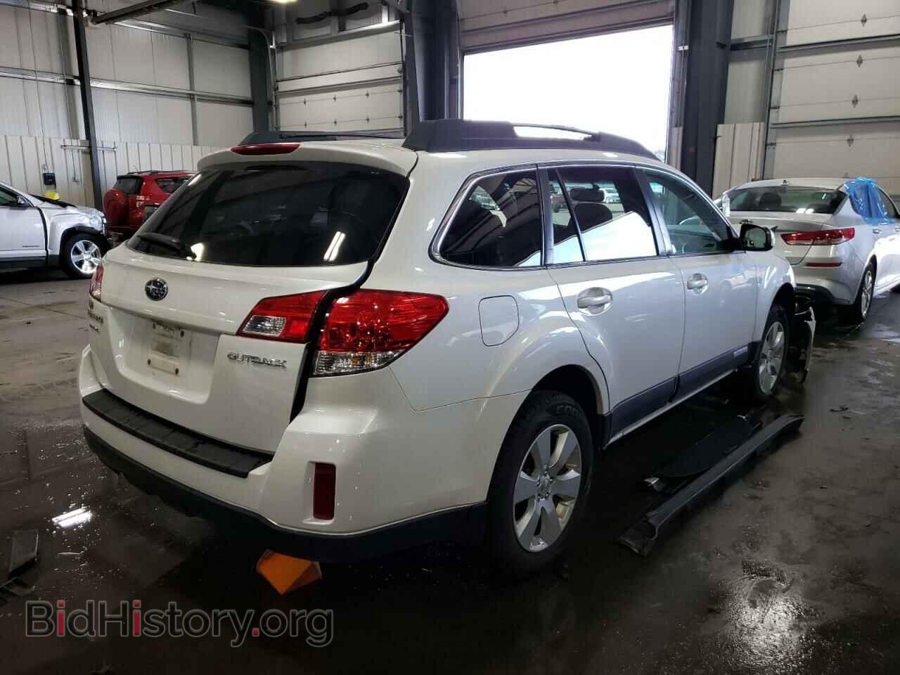 2012 SUBARU OUTBACK - VIN: 4S4BRCCC5C3237975 - Фото 4