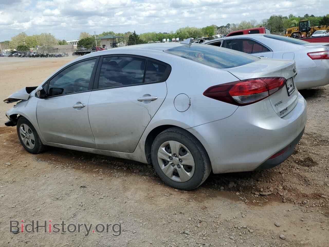 2018 KIA FORTE - VIN: 3KPFK4A79JE175752 - Фото 2