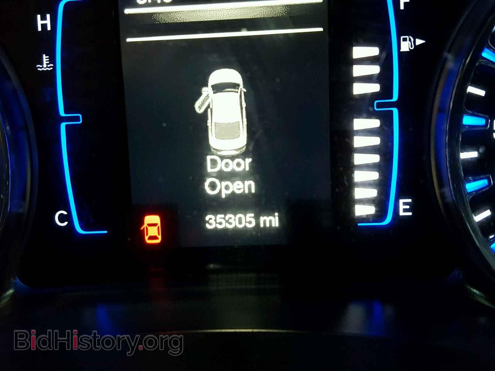 2016 CHRYSLER 200 - VIN: 1C3CCCAG9GN148585 - Фото 8