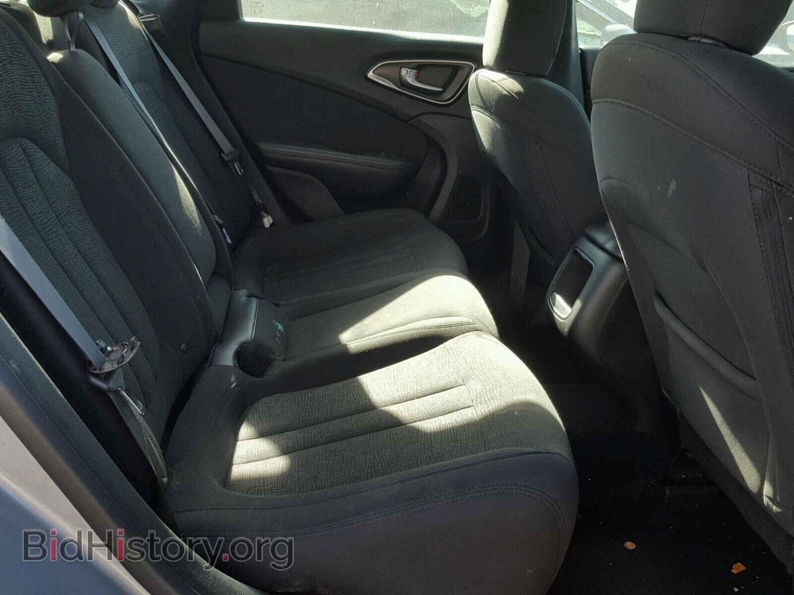 2016 CHRYSLER 200 - VIN: 1C3CCCAB2GN101550 - Фото 6