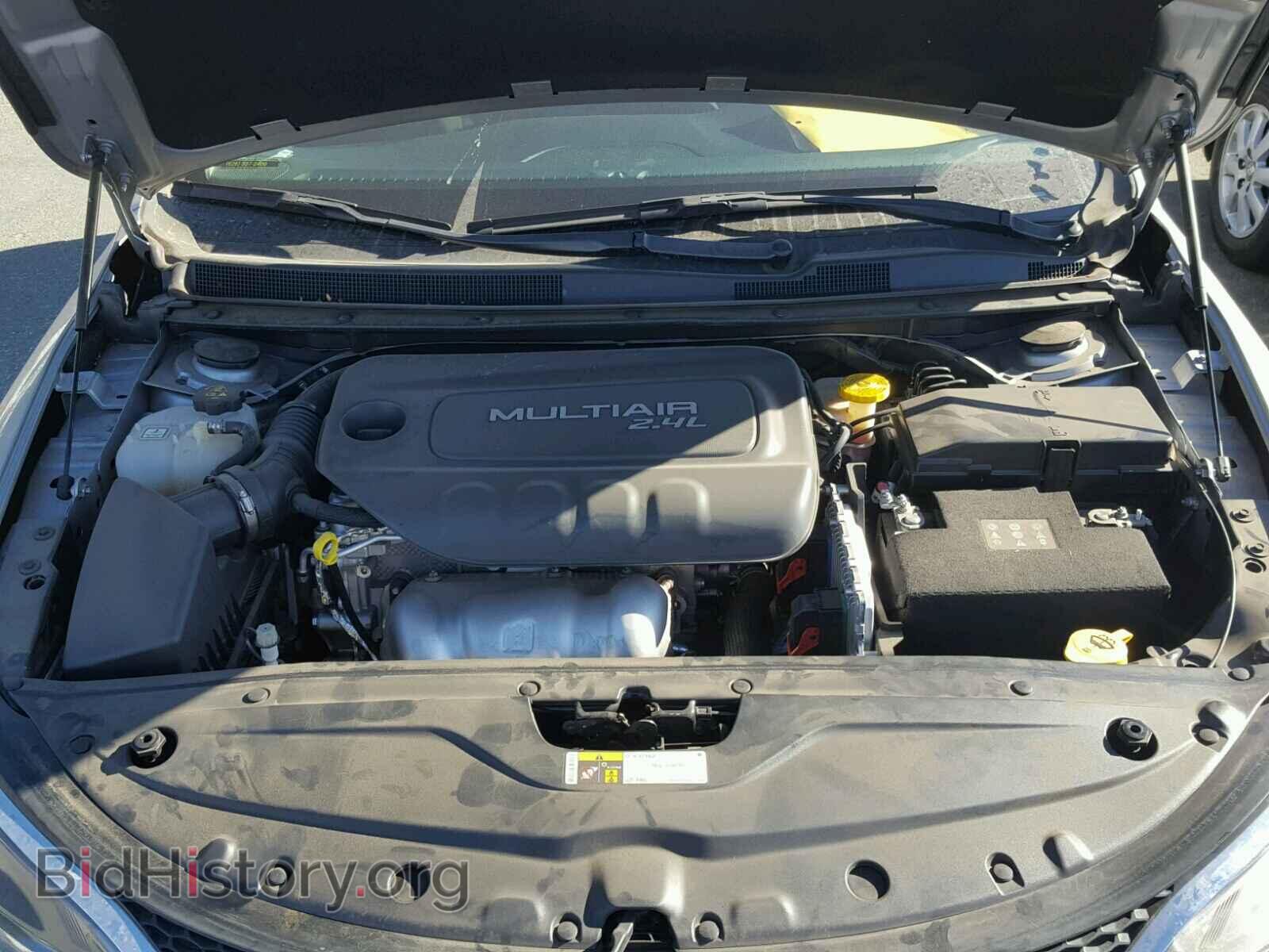 2016 CHRYSLER 200 - VIN: 1C3CCCAB2GN101550 - Фото 7