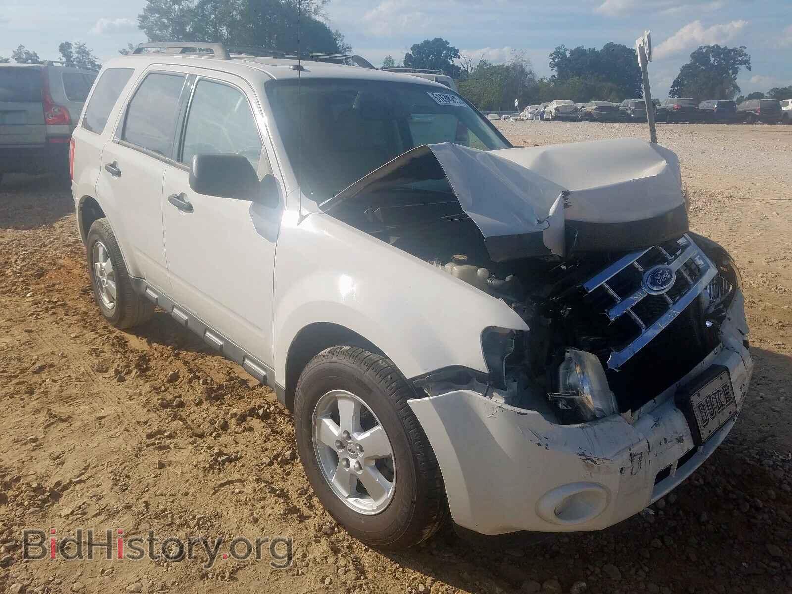 Photo 1FMCU0D75BKB88574 - FORD ESCAPE 2011