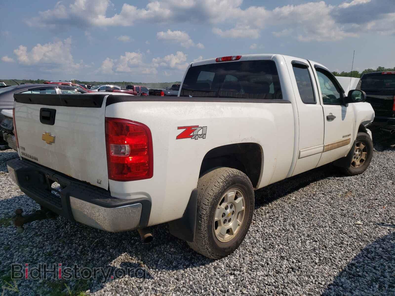 2010 CHEVROLET SILVERADO - VIN: 1GCSKSE35AZ126286 - Фото 4