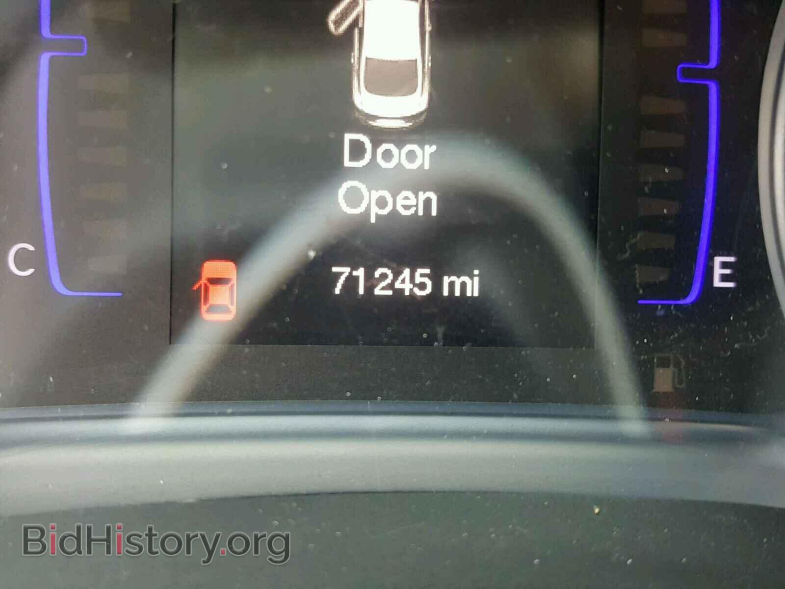 2015 CHRYSLER 200 - VIN: 1C3CCCAB1FN702012 - Фото 8