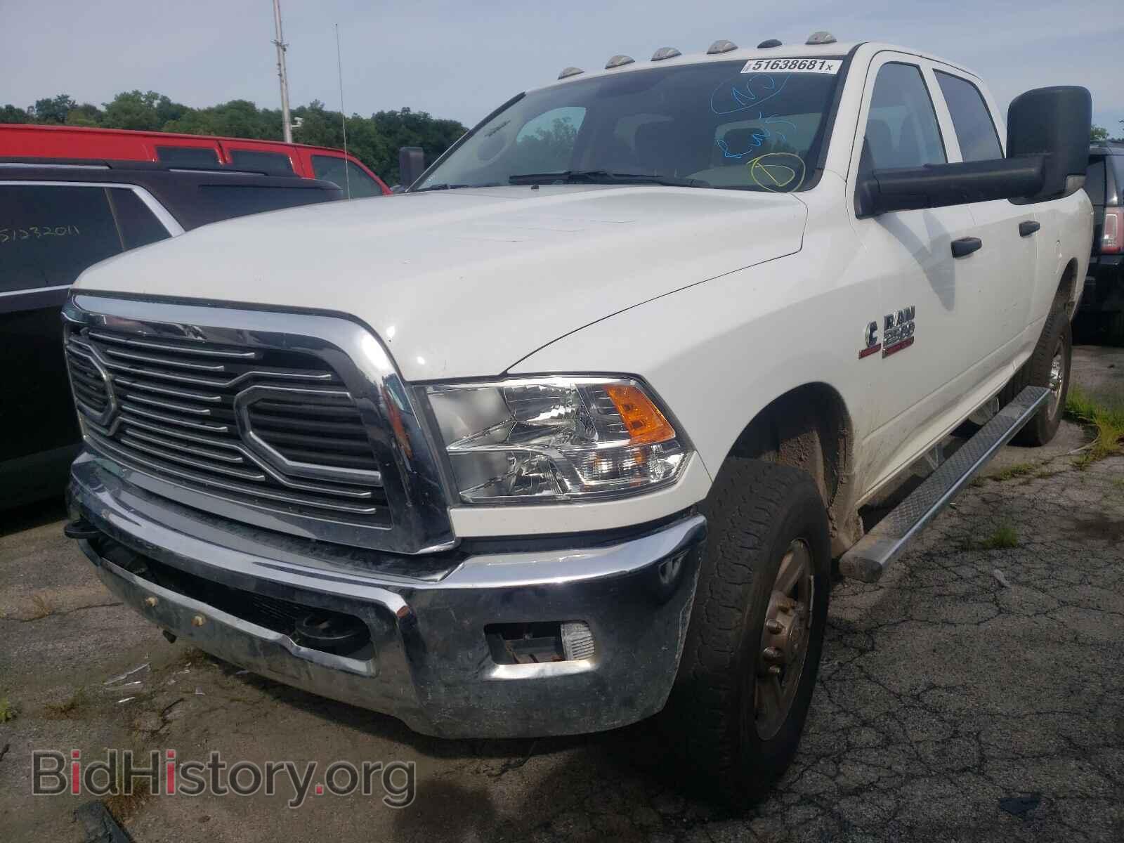 2017 RAM 2500 - VIN: 3C6UR5CL6HG676042 - Фото 2