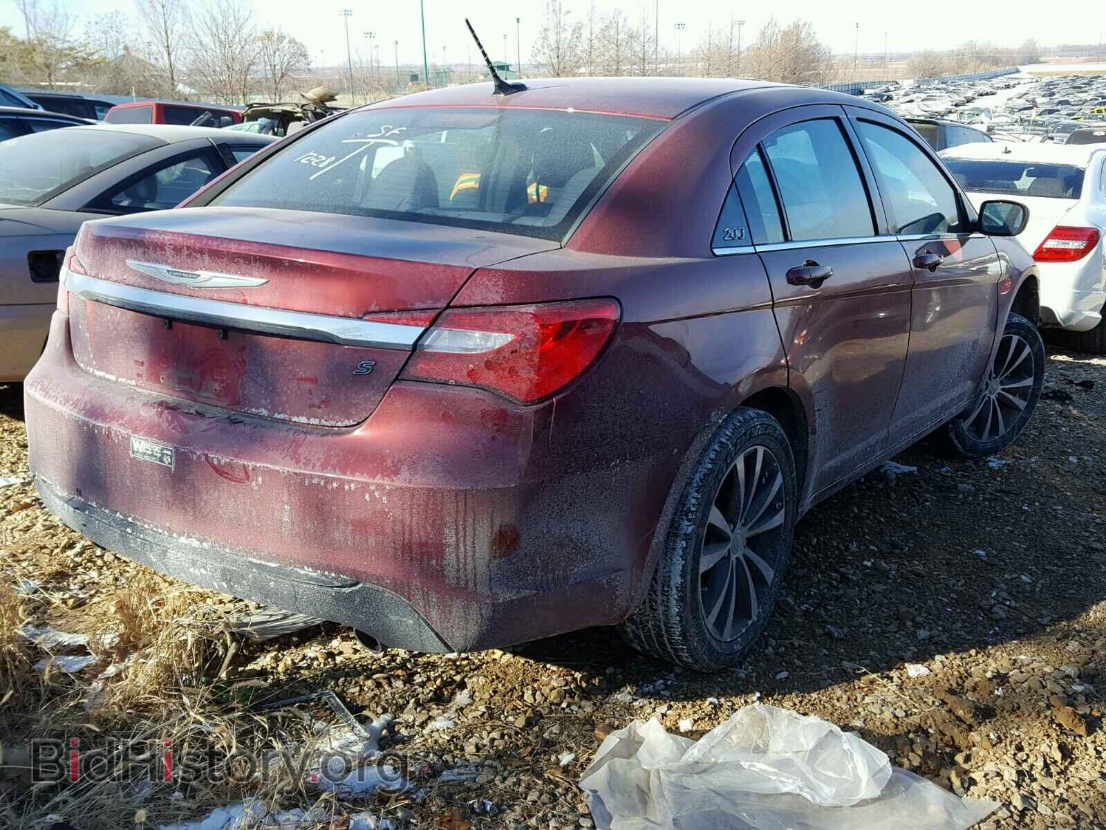 2013 CHRYSLER 200 - VIN: 1C3CCBBG1DN716588 - Photo 4