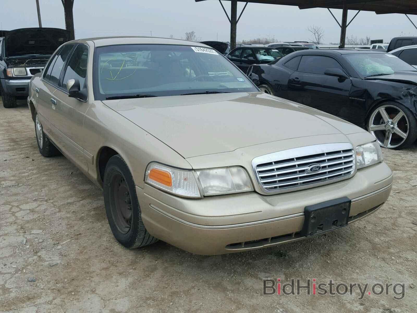 Photo 2FAFP73W2YX176985 - FORD CROWN VIC 2000