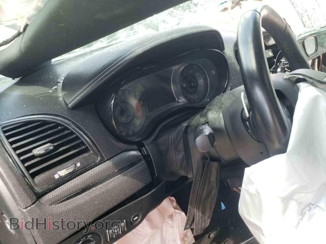 2016 CHRYSLER 300 - VIN: 2C3CCABG3GH295156 - Фото 8