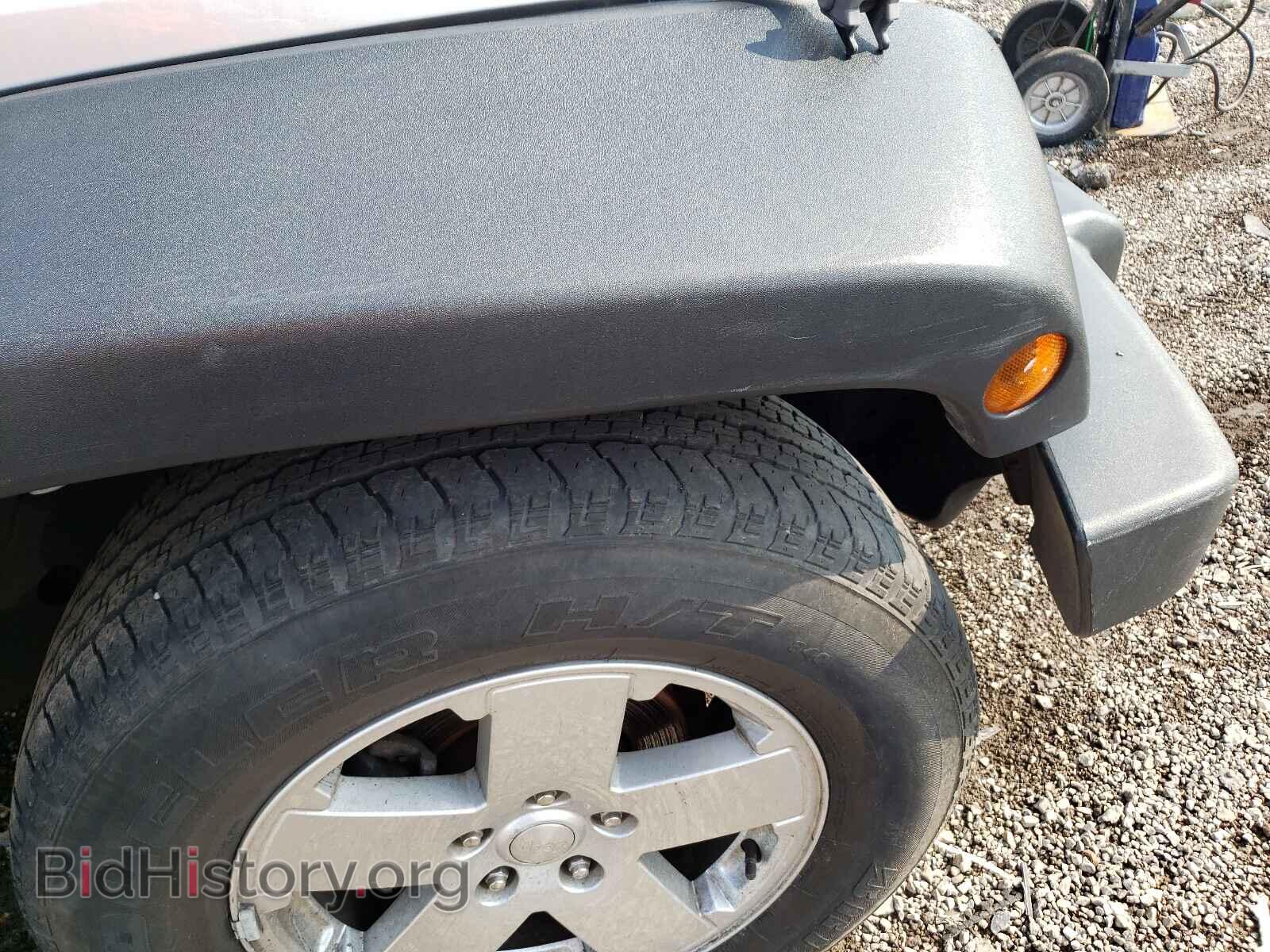 2011 JEEP WRANGLER - VIN: 1J4BA3H19BL611726 - Фото 9
