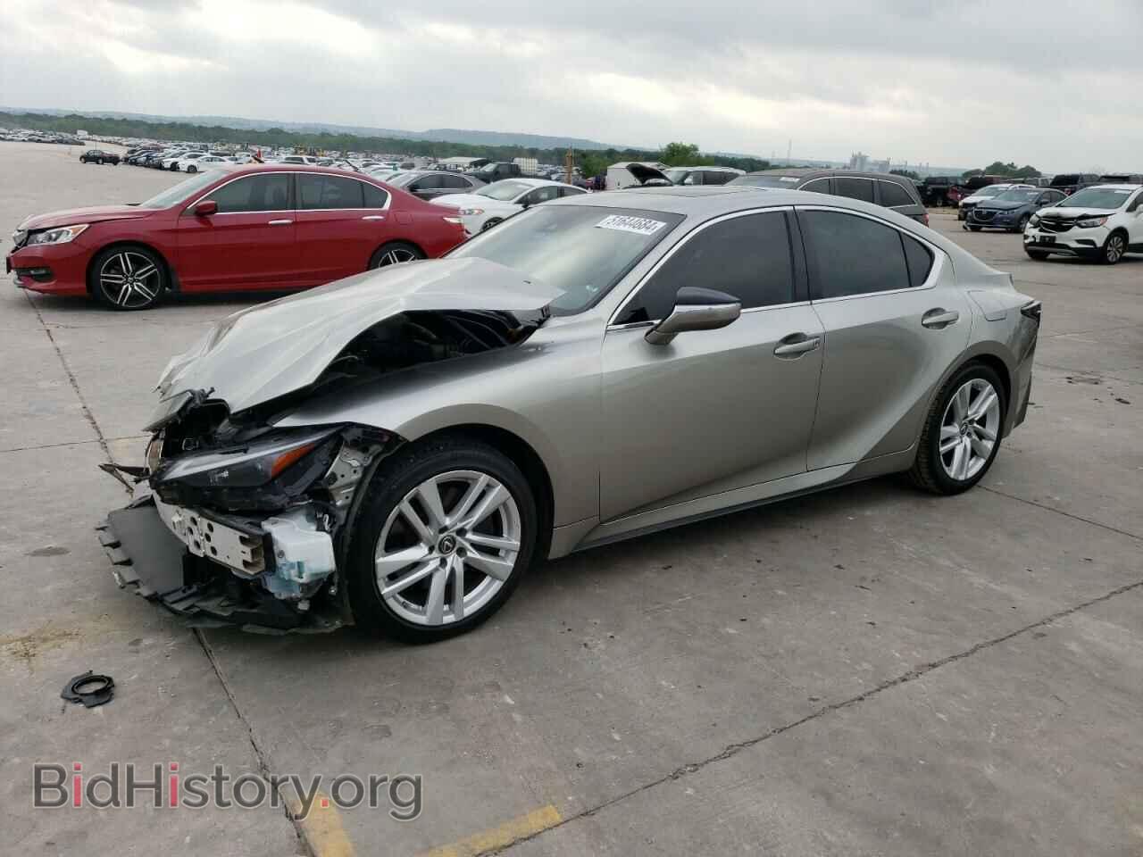 Фотография JTHCA1D25M5115938 - LEXUS IS 2021
