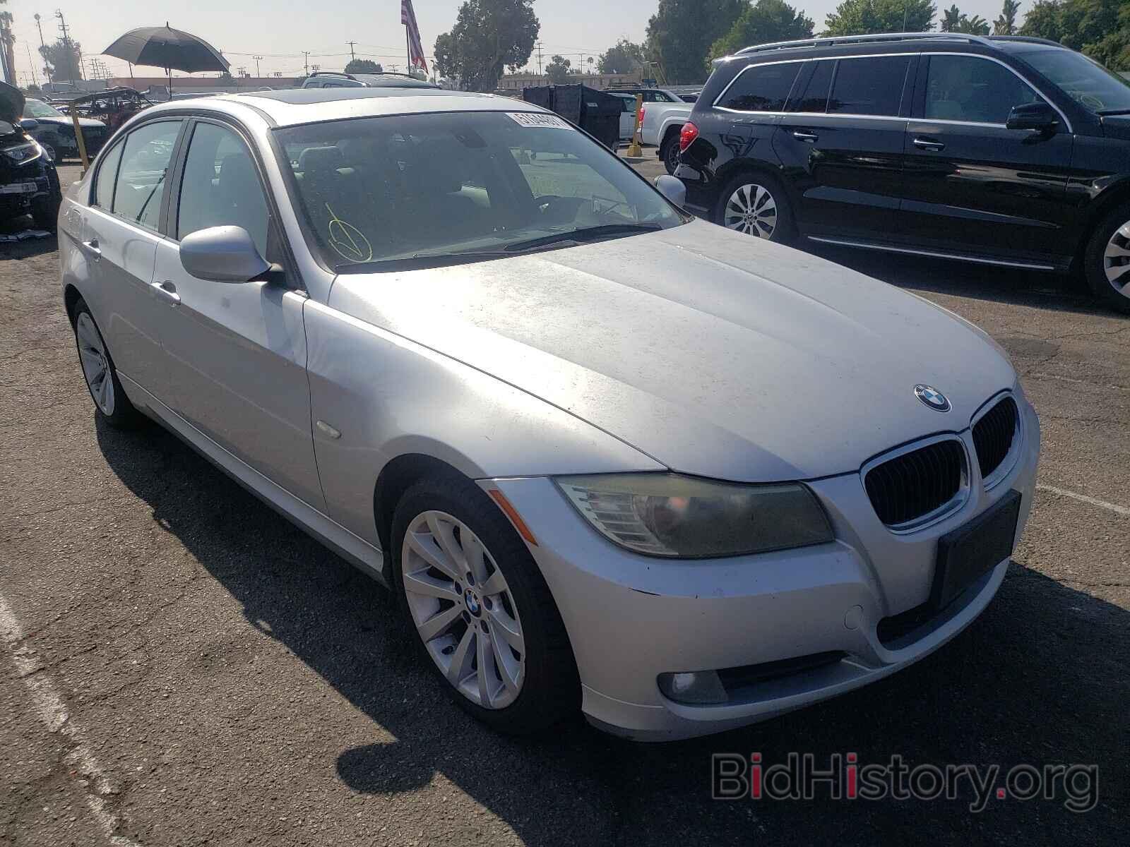 Photo WBAPH5C59BA441292 - BMW 3 SERIES 2011