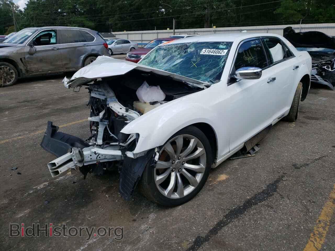 2018 CHRYSLER 300 - VIN: 2C3CCAEG9JH117643 - Фото 2