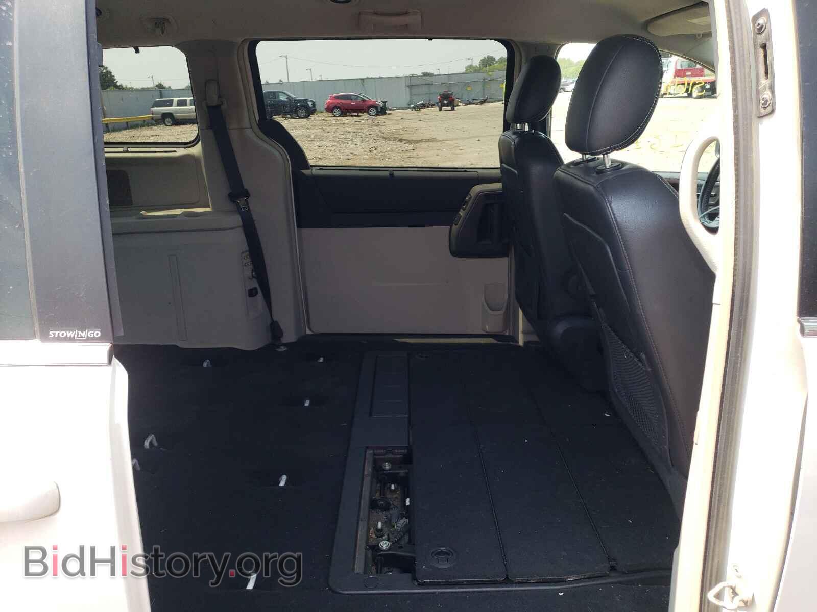 2009 CHRYSLER MINIVAN - VIN: 2A8HR54X09R652979 - Фото 6