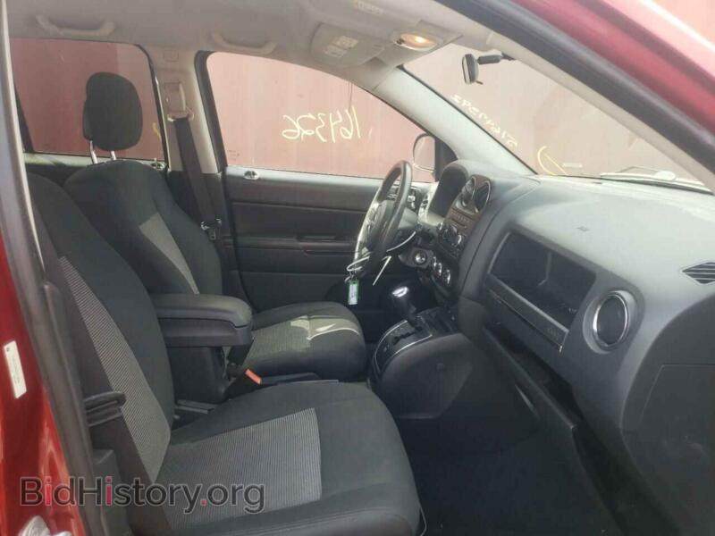 2012 Jeep COMPASS (VIN 1C4NJDEB6CD613046) — photo 5 of 10