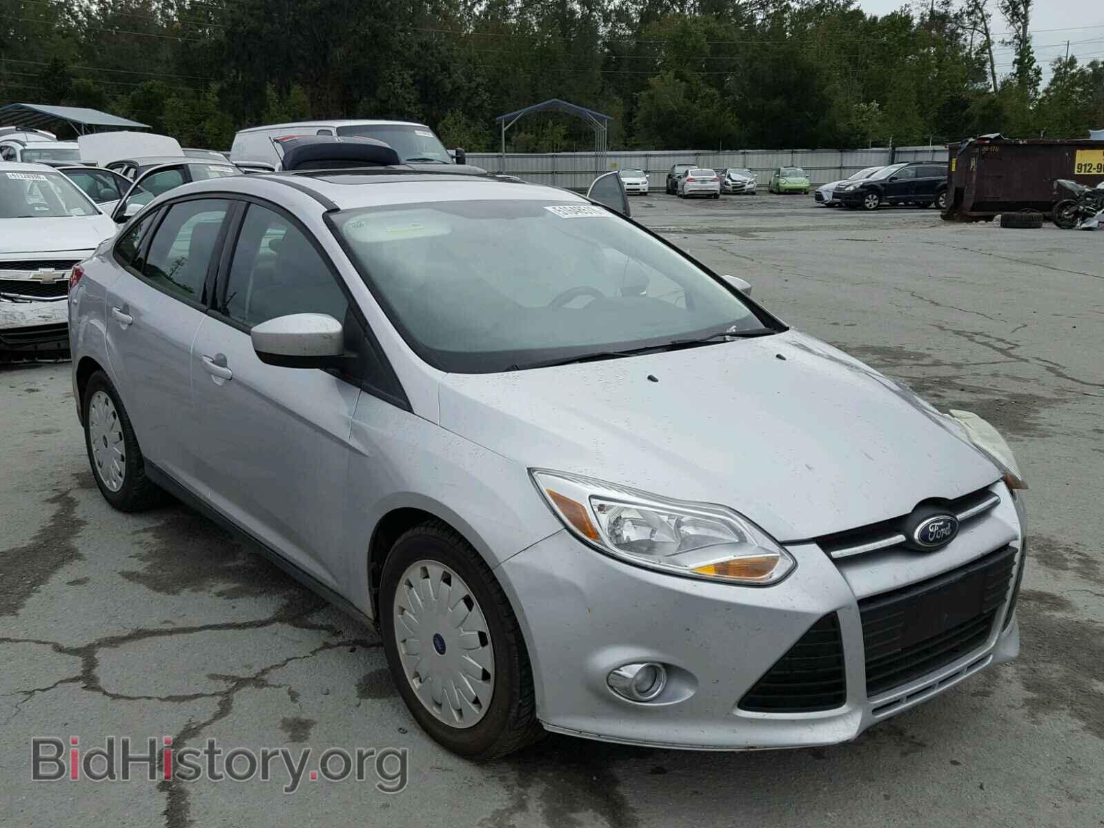 Photo 1FAHP3F22CL413216 - FORD FOCUS SE 2012