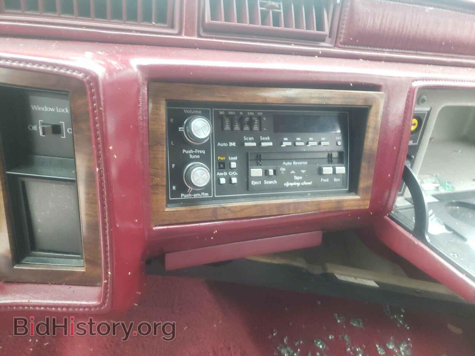 1993 CADILLAC DEVILLE - VIN: 1G6CD53B9P4267221 - Photo 9