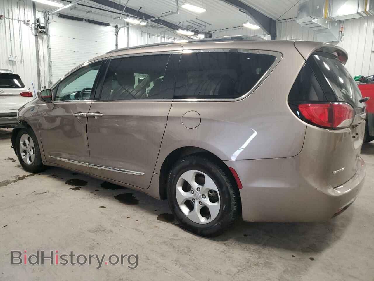 2018 CHRYSLER PACIFICA - VIN: 2C4RC1L78JR164357 - Фото 2
