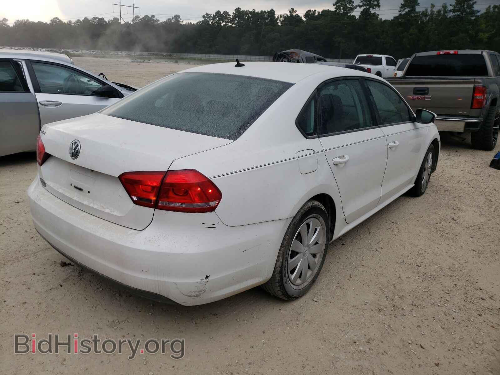 2012 VOLKSWAGEN PASSAT - VIN: 1VWAP7A36CC017905 - Фото 4
