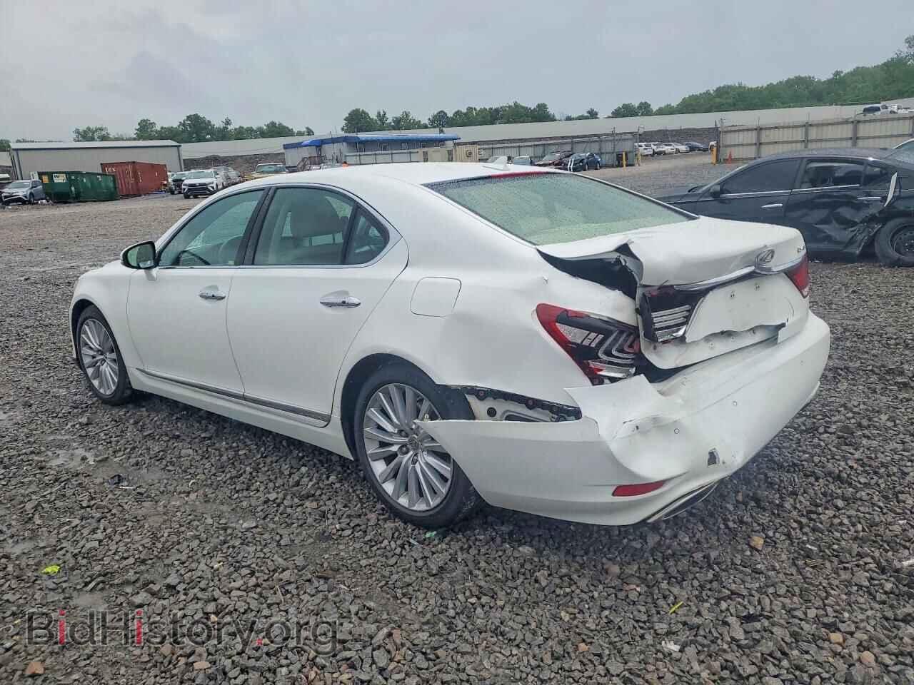 2013 LEXUS LS460 - VIN: JTHBL5EF7D5116281 - Photo 2