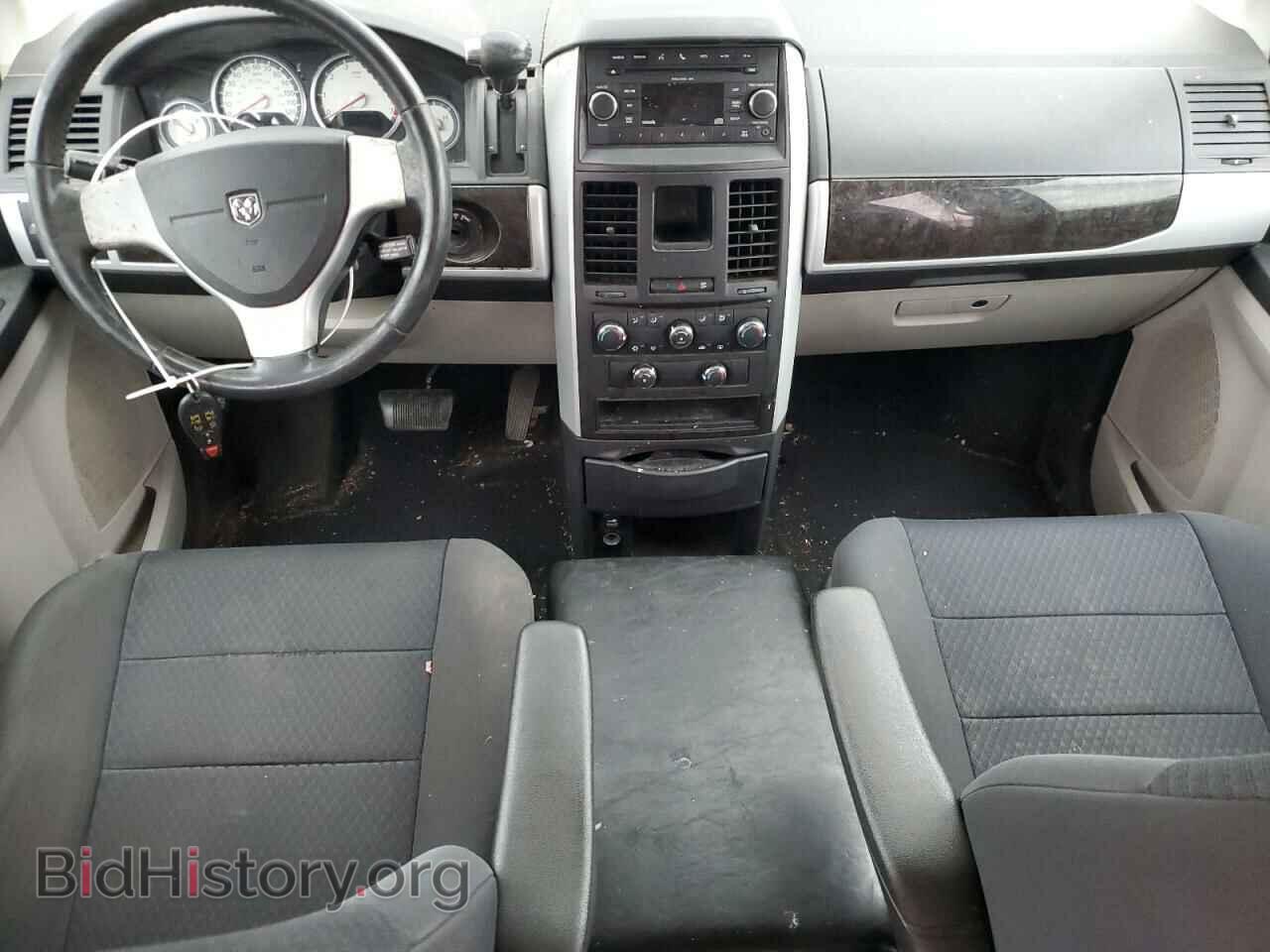 2010 DODGE CARAVAN - VIN: 2D4RN5DX4AR124702 - Фото 8