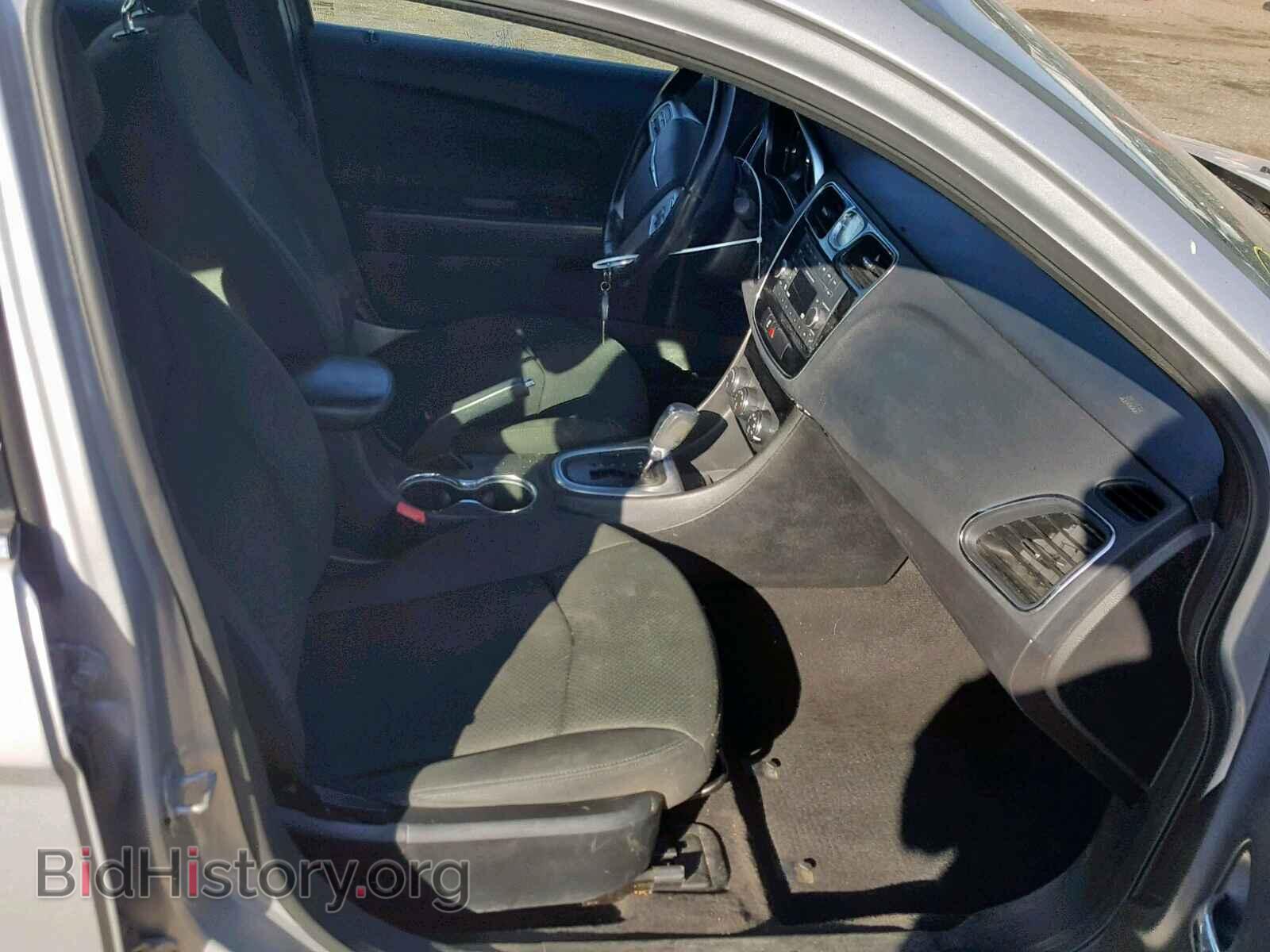 2012 CHRYSLER 200 - VIN: 1C3CCBBB0CN100545 - Фото 5